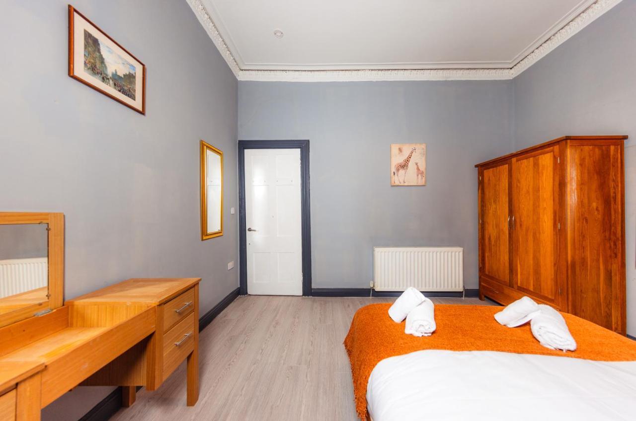 Calton Hill Victorian Old Town Apartment エディンバラ エクステリア 写真